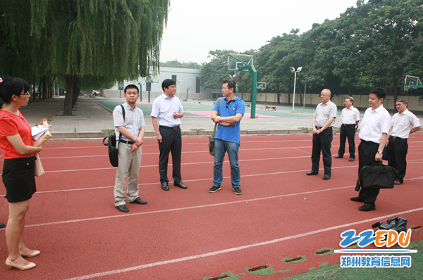 中组部领导调研指导我市中小学党建工作