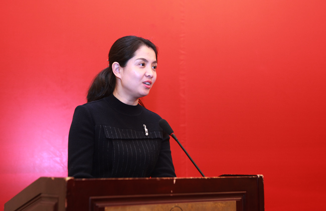 签约仪式由郑州市人民政府副秘书长柴丹主持 郑州市人民政府,北京大学