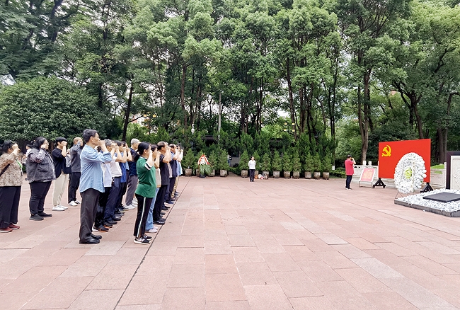 3937135_副本.jpg 3937135_副本.jpg